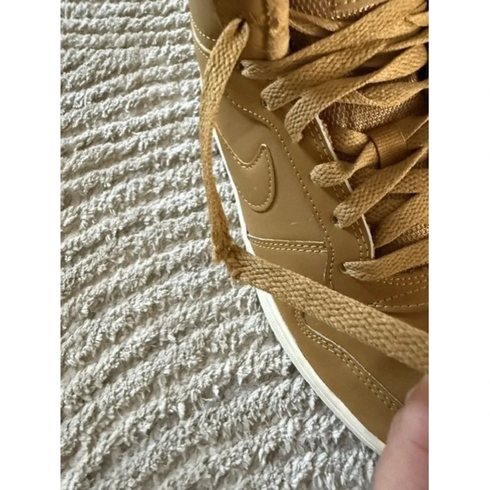 Nike Court Borough Mid Winter Wheat Tan Faux Fur High Top Sneakers Womens 7.5